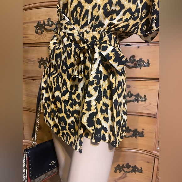 Urban Outfitters Leopard Print Romper - Black and Yellow - Picture 6 of 7